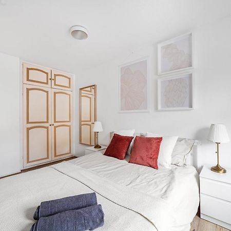 Arte Stays - 3-Bedroom Bright House London, Haggerston, Garden, Parking, 8 Min Walk To Haggerston Station, Weekly Or Monthly Stays, Serviced Accommodation - 7 Guests ภายนอก รูปภาพ