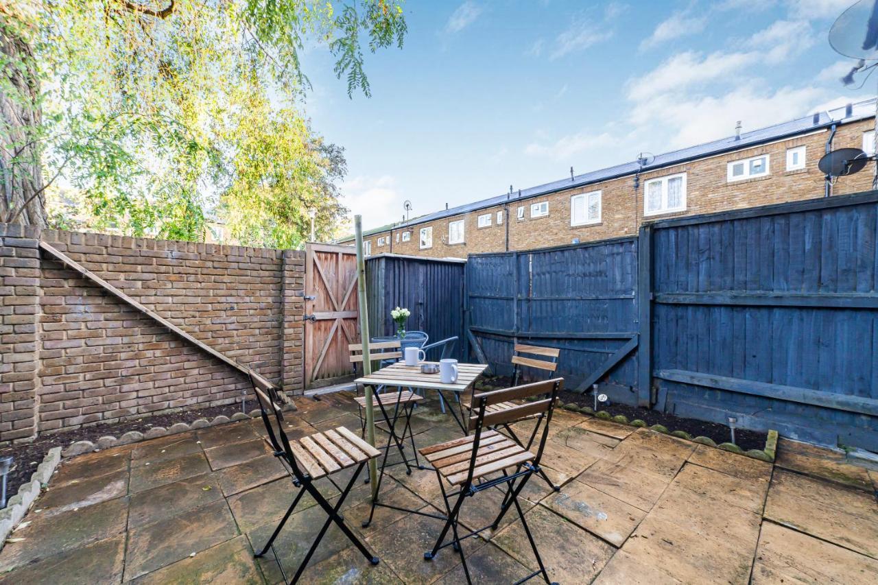 Arte Stays - 3-Bedroom Bright House London, Haggerston, Garden, Parking, 8 Min Walk To Haggerston Station, Weekly Or Monthly Stays, Serviced Accommodation - 7 Guests ภายนอก รูปภาพ